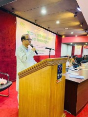 Founder of Ethic Club Bangladesh  addressing audience